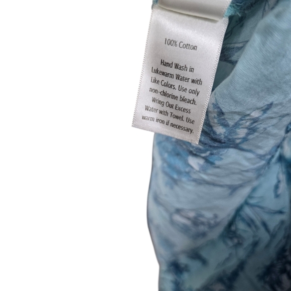 Ecru Sleeveless Button Down Blue Elephant Tiger Jungle Pocket Blouse L